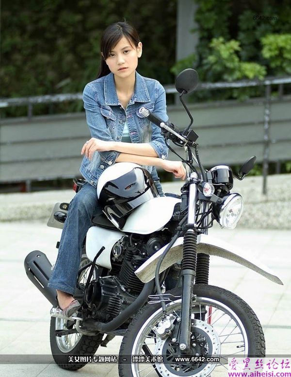 国产清纯美女