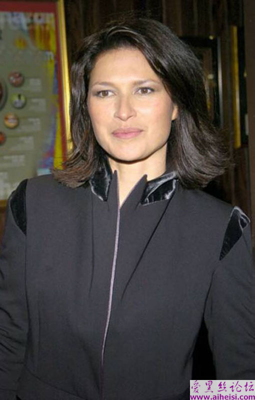 会说5国语言的女星Karina_Lombard写真图