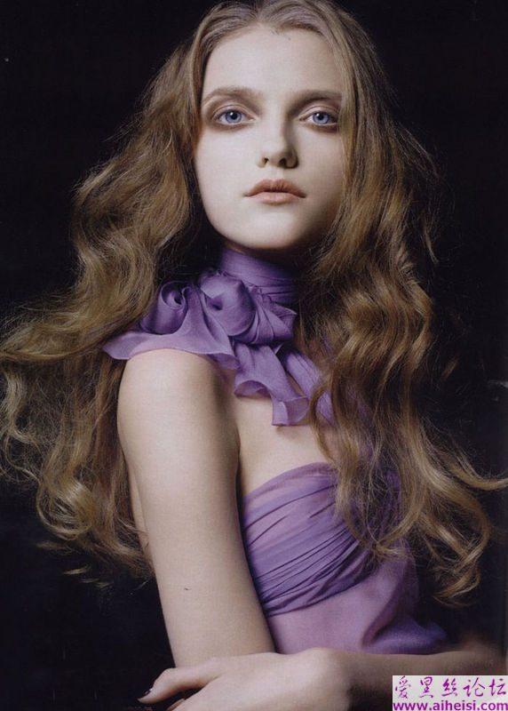俄罗斯女星Vlada_Roslyakova写真