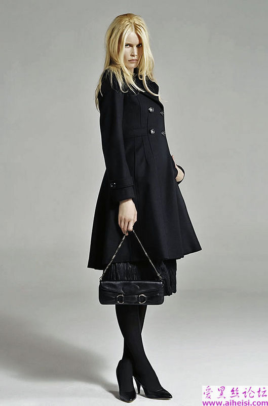 封面女星克劳迪娅·希弗(Claudia_Schiffer)写真