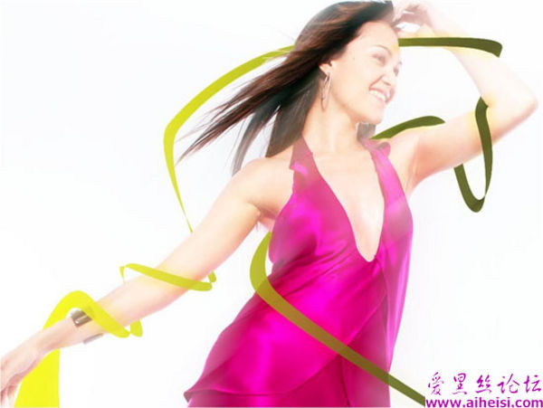 白金唱片出产最多的女艺人阿米塔·玛利·杨(Tata_Young)