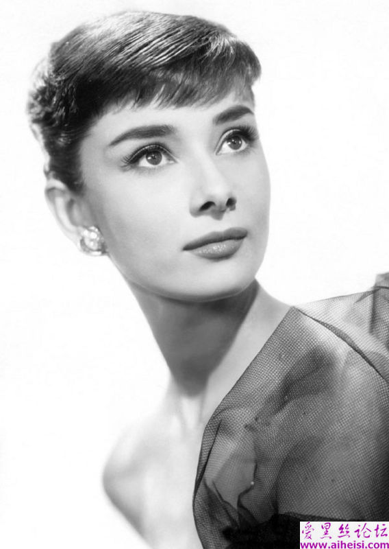 知名舞台剧与电影女演员奥黛丽·赫本(Audrey_Hepburn)写真图片