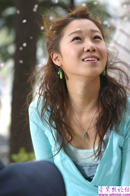 MBC女最优秀演技奖获得者孔孝真
