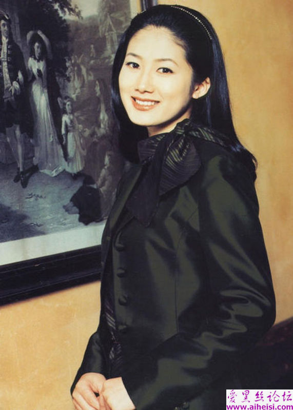 “韩国导演心目中的第一女主角”之称的沈银河