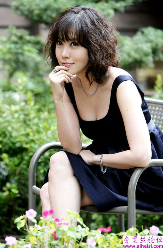 《黑帮千金要结婚》女主角金正恩