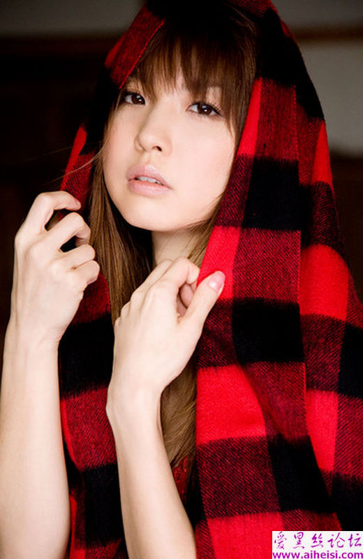 中田女子的高清晰青纯写真图