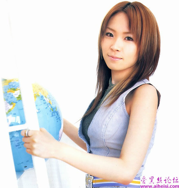 人气音乐歌手爱内里菜