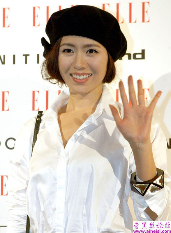 出生于韩国普通家庭的女星-孙艺珍写真图