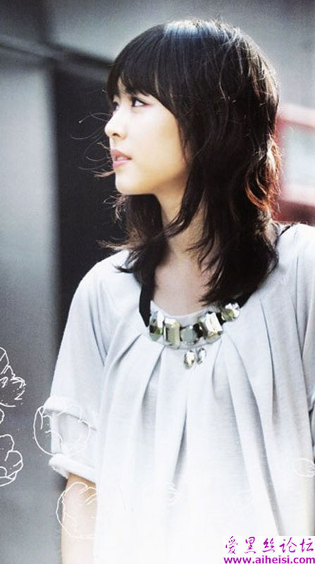 别名叫床罩的韩国女星李妍熙写真