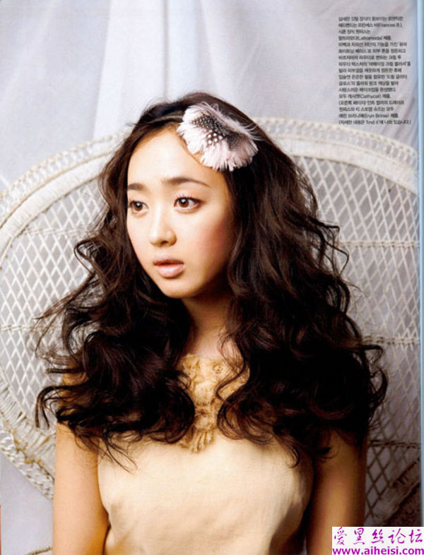 大眼儿韩国女星金敏贞写真图