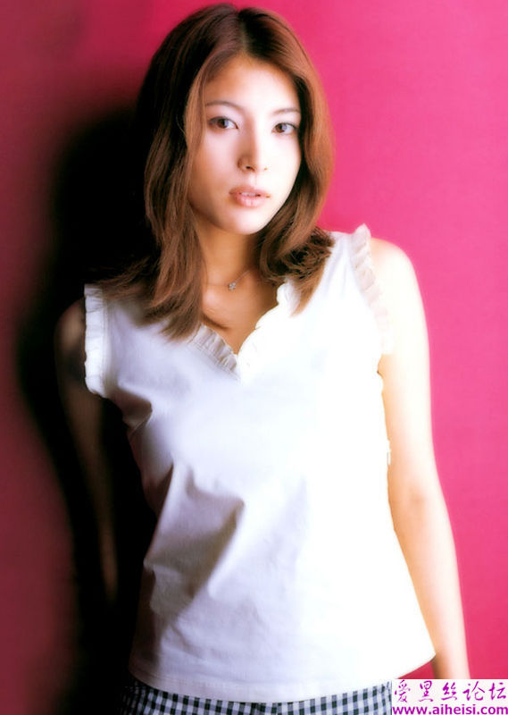 女星上原多香子清纯写真
