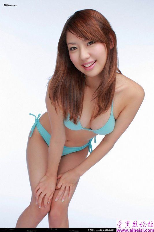 小妹妹穿内衣温情无限-2