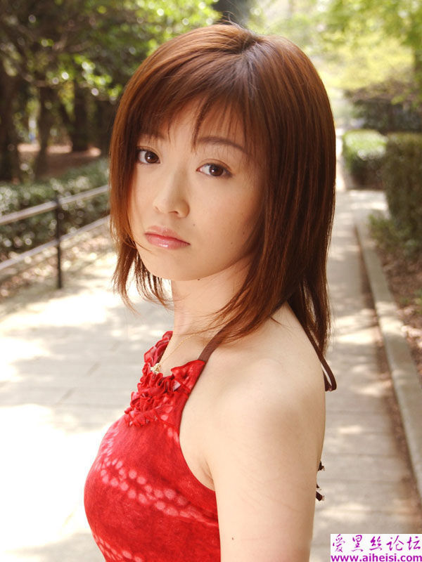 影视女星饭洼五月写真图片