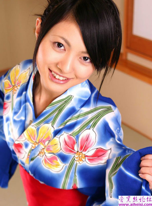 日本和服女孩写真图
