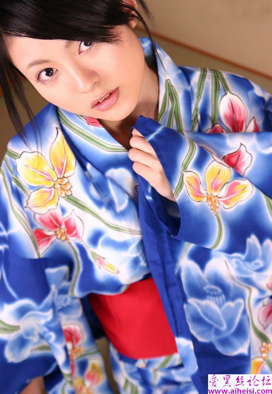 日本和服女孩写真图