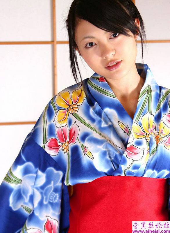 日本和服女孩写真图