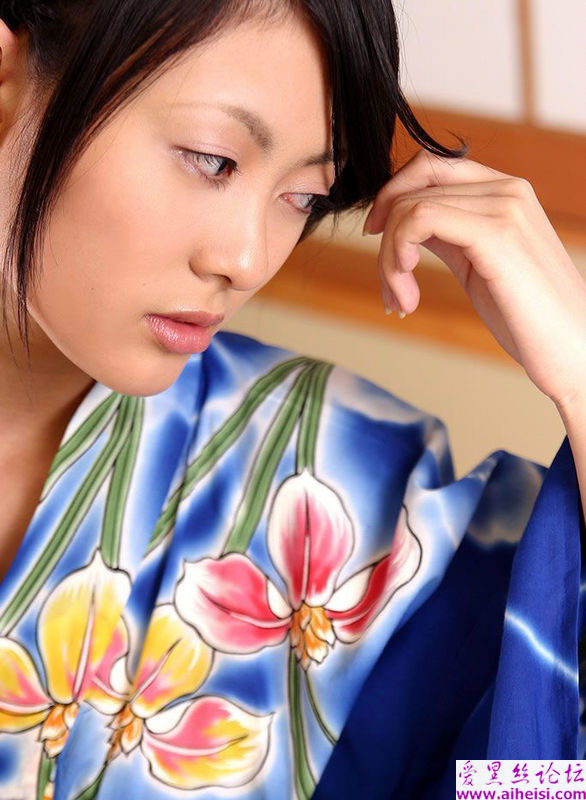 日本和服女孩写真图