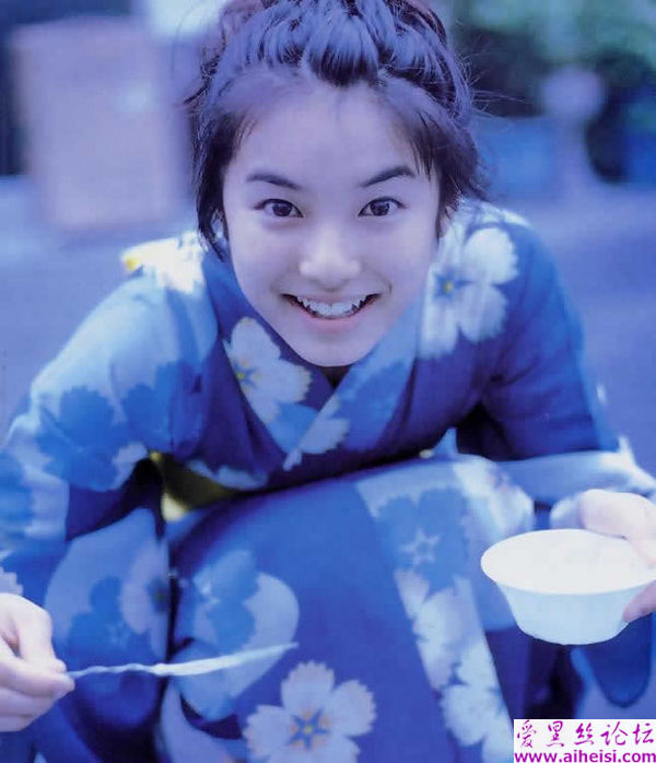 日本女星内山理名美图