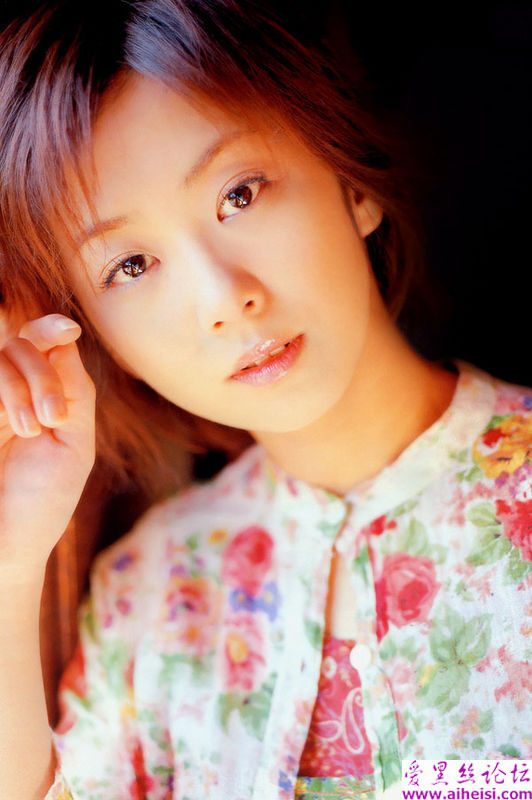 日本娱乐节目主持人优香小姐写真图