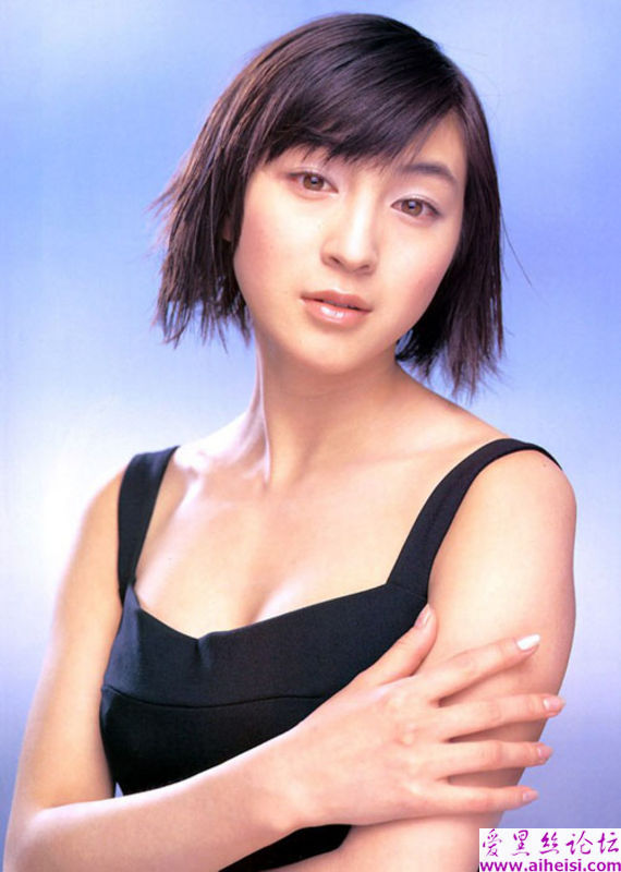 日本美女明星广末凉子图片