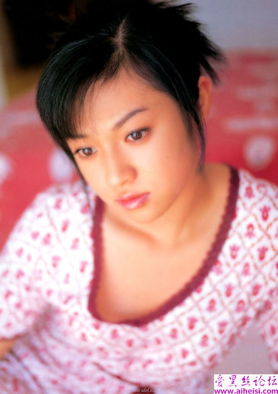 日本著名女星深田恭子的华丽之美