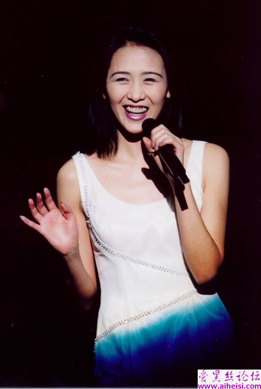 日本著名女歌手工藤静香写真图片