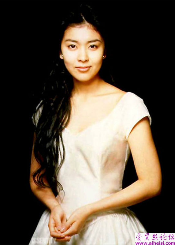 永远的女星松隆子写真图片