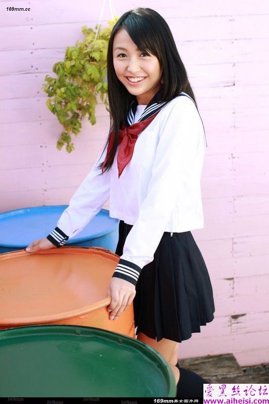 漂亮的美女碰上野兽怎么办