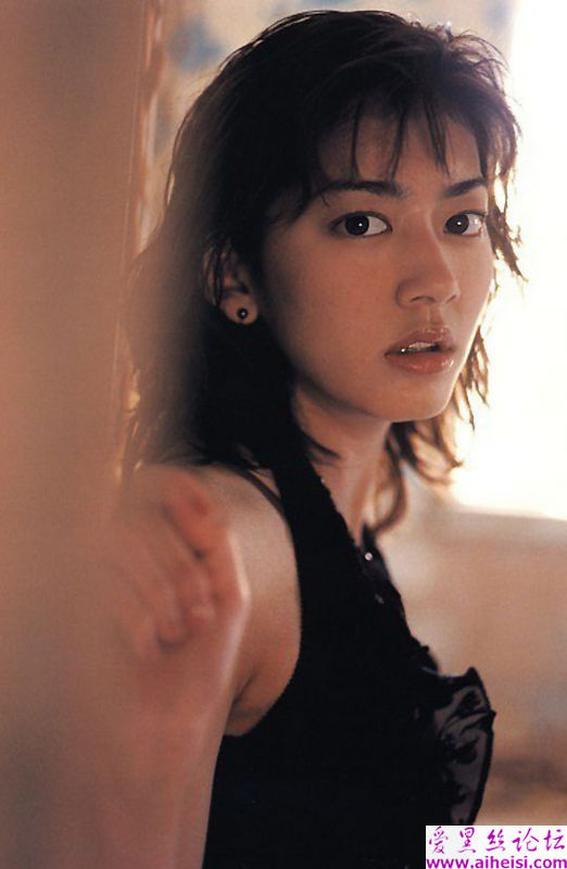 第六届“全日本国民美少女”佐藤蓝子写真图