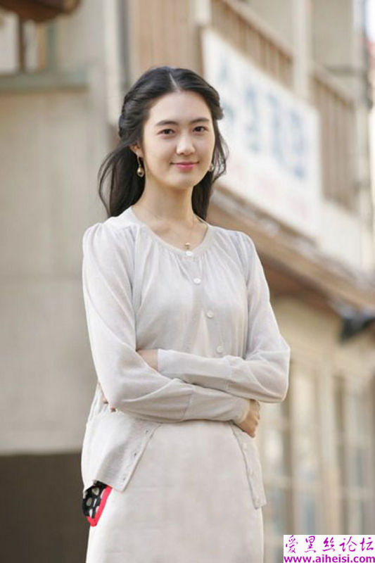 网络票选最高人气奖女星--李瑶媛