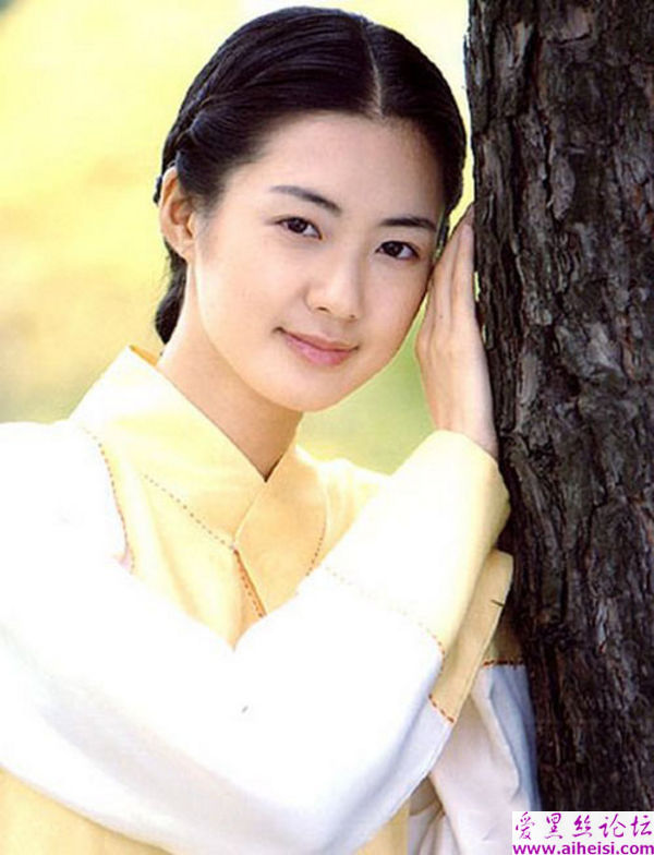 网络票选最高人气奖女星--李瑶媛