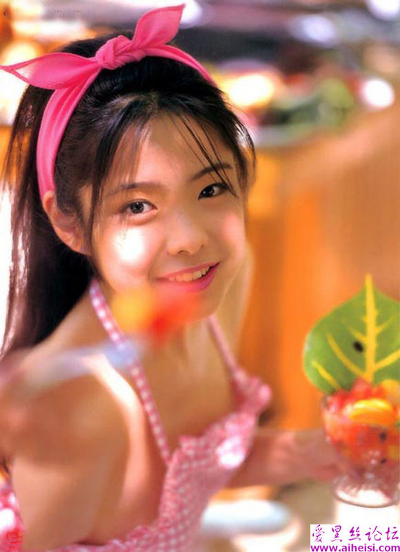 美女明星金泽明子写真图