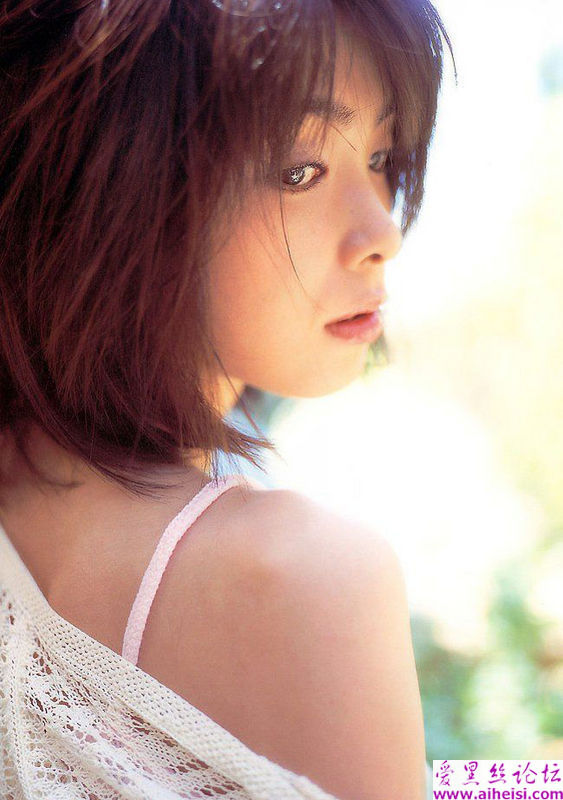 美女明星金泽明子写真图