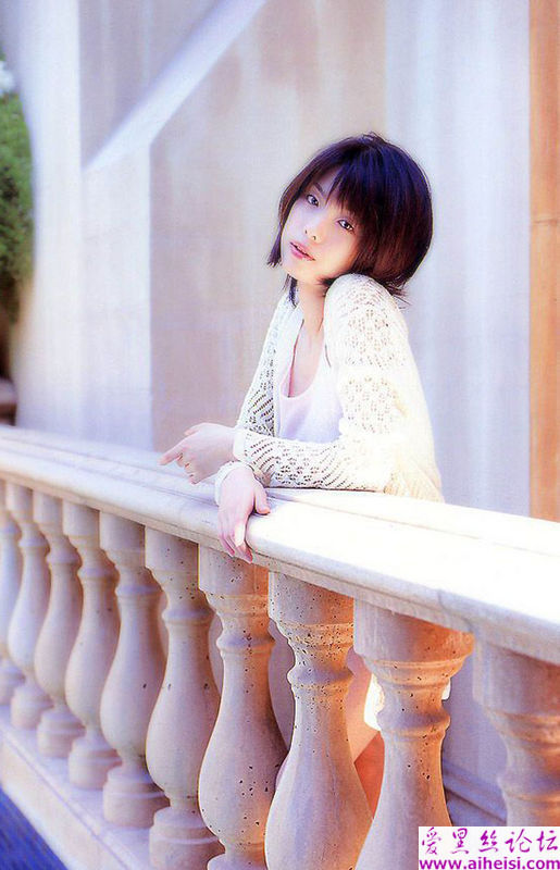 美女明星金泽明子写真图