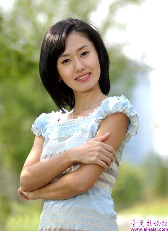韩国才女影星金智秀