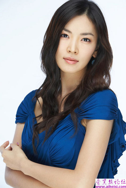 韩国新一代美女明星金素妍写真图片
