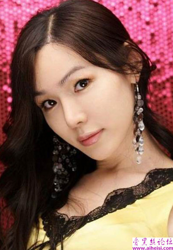 韩国电影女明星申爱写真图片