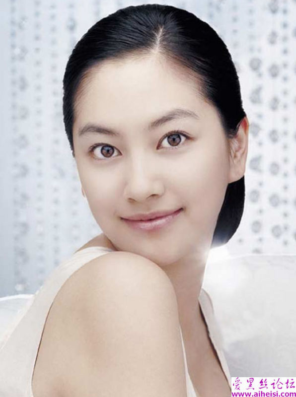 韩国电影女明星申爱写真图片