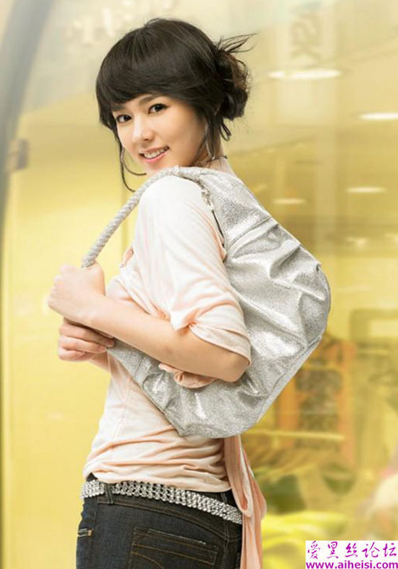 韩国电视剧女星金贤珠写真