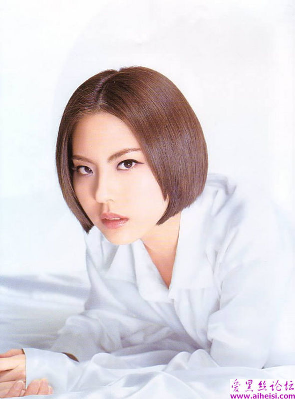 韩国美女明星朴志胤图片集