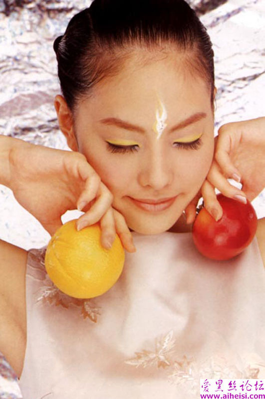 韩国美女明星朴志胤图片集
