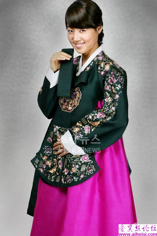 韩国美女明星韩智慧写真图