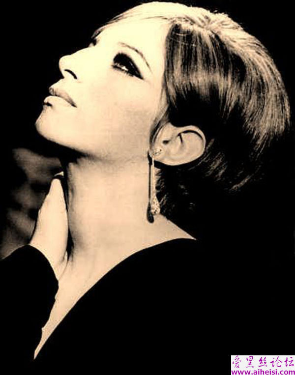芭芭拉·史翠姗(Barbra_Streisand)西方乐坛一位多才多艺的歌星