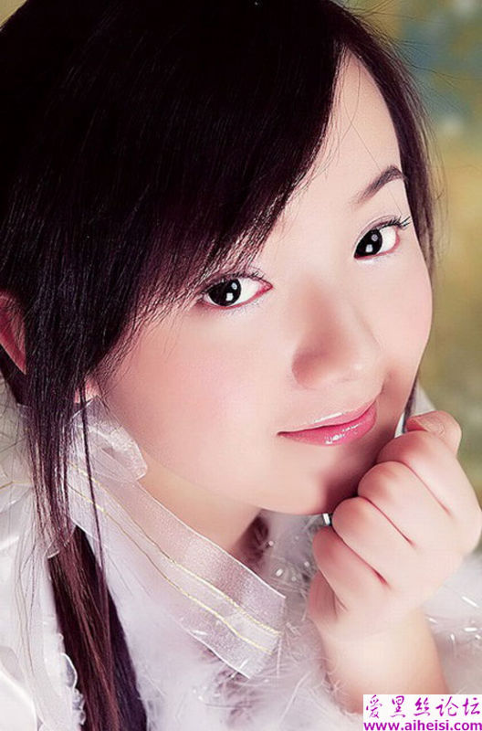 16岁小美女的阳光照片