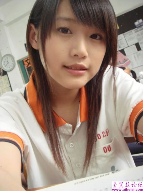 90后小女生自拍图