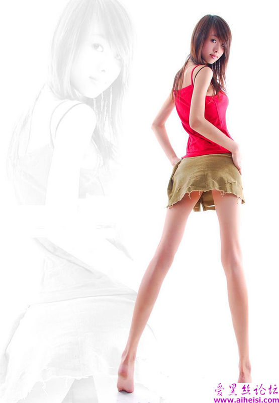 上海街头上穿着流行时装的女孩儿
