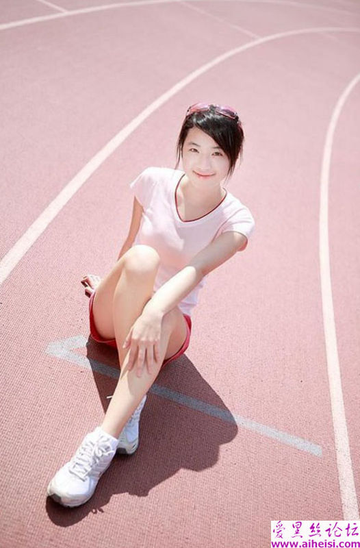 大学女生拍下的校园生活写真