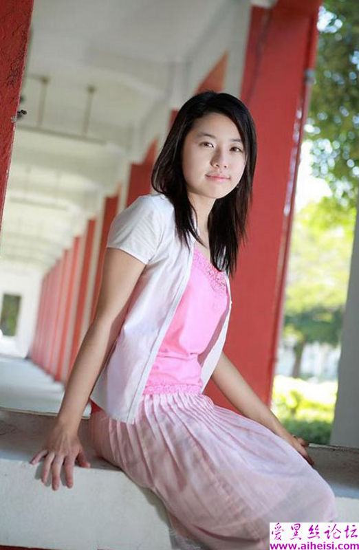 大学女生拍下的校园生活写真