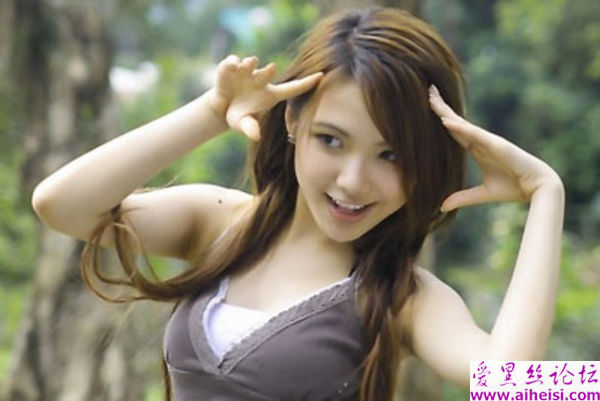 妩媚动人的校园大女生美图