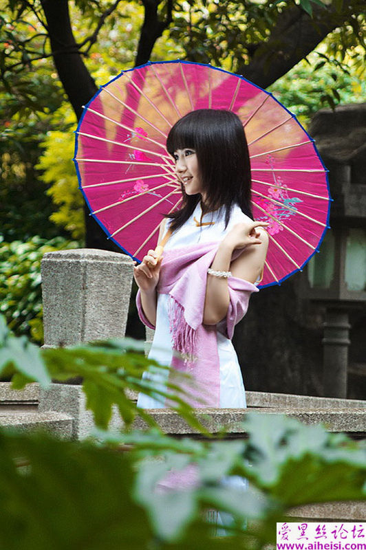 妹妹江苏旅游拍下的情趣花伞
